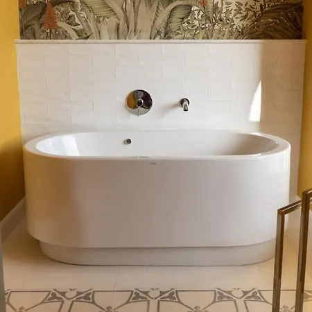 The Carob Tree Bed & Breakfast 4*