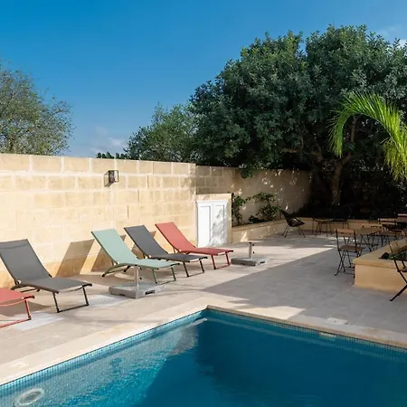 The Carob Tree Bed & Breakfast Victoria