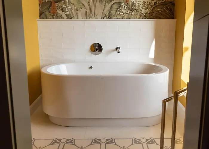 The Carob Tree Bed & Breakfast 4*