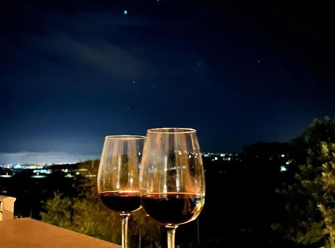 The Carob Tree Bed & Breakfast Victoria