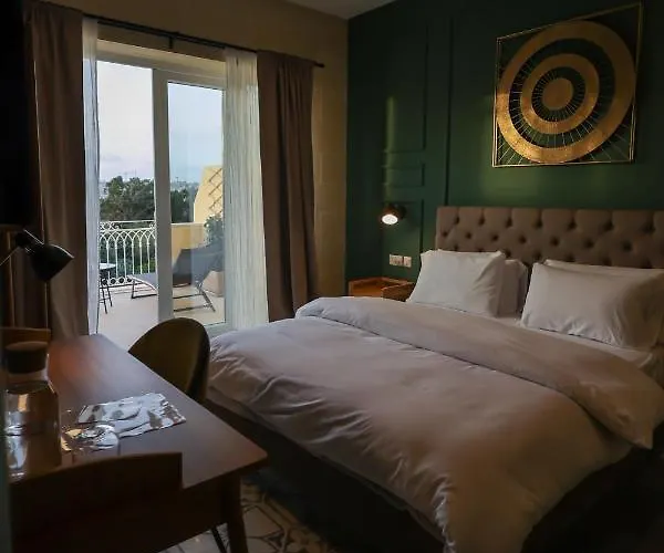 The Carob Tree Bed & Breakfast Victoria